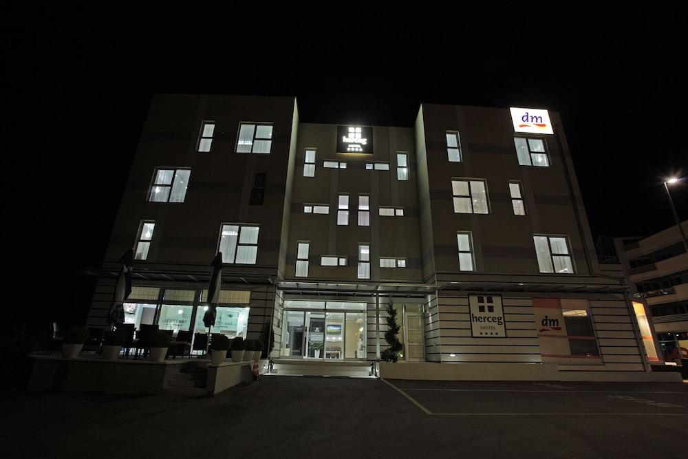 海尔采格酒店 Međugorje 外观 照片